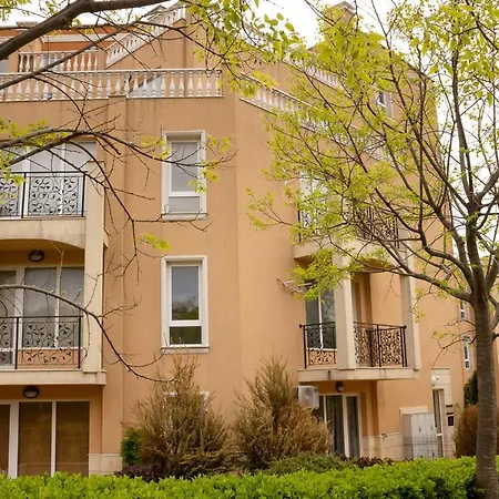 ⟪panama Flat⟫ 1bd With Access To A Pool & Parking * Варна
