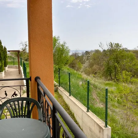 ⟪panama Flat⟫ 1bd With Access To A Pool & Parking * Варна